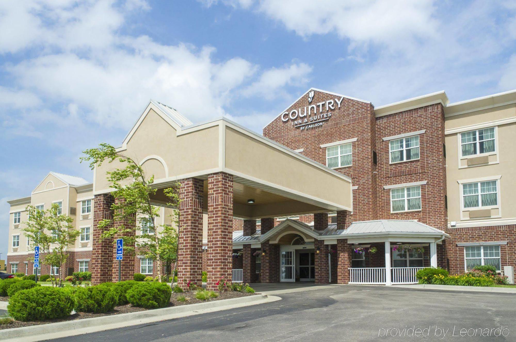 Country Inn & Suites By Radisson, Kansas City At Village West, Ks Bonner Springs Dış mekan fotoğraf